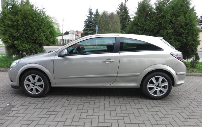 Opel Astra cena 11900 przebieg: 193000, rok produkcji 2006 z Okonek małe 301